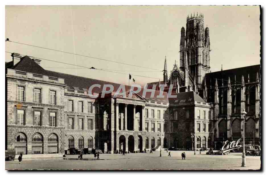 CPM Rouen Place de L'Hotel de Ville et Eglise Saint Ouen