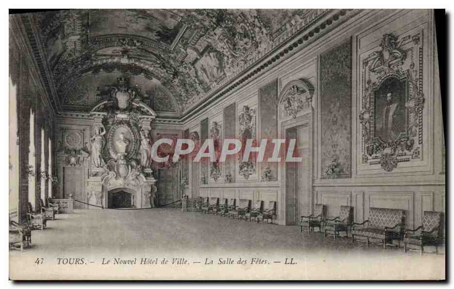 CPA Tours Le Nouvel Hotel de Ville La salle des fetes