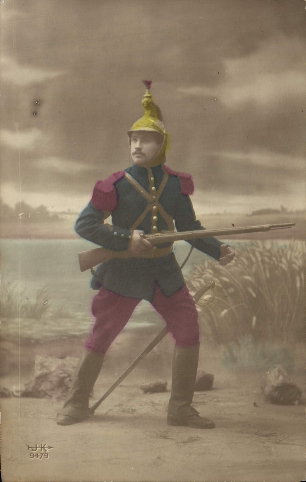 CPA Fantaisie Homme Soldat Militaria 