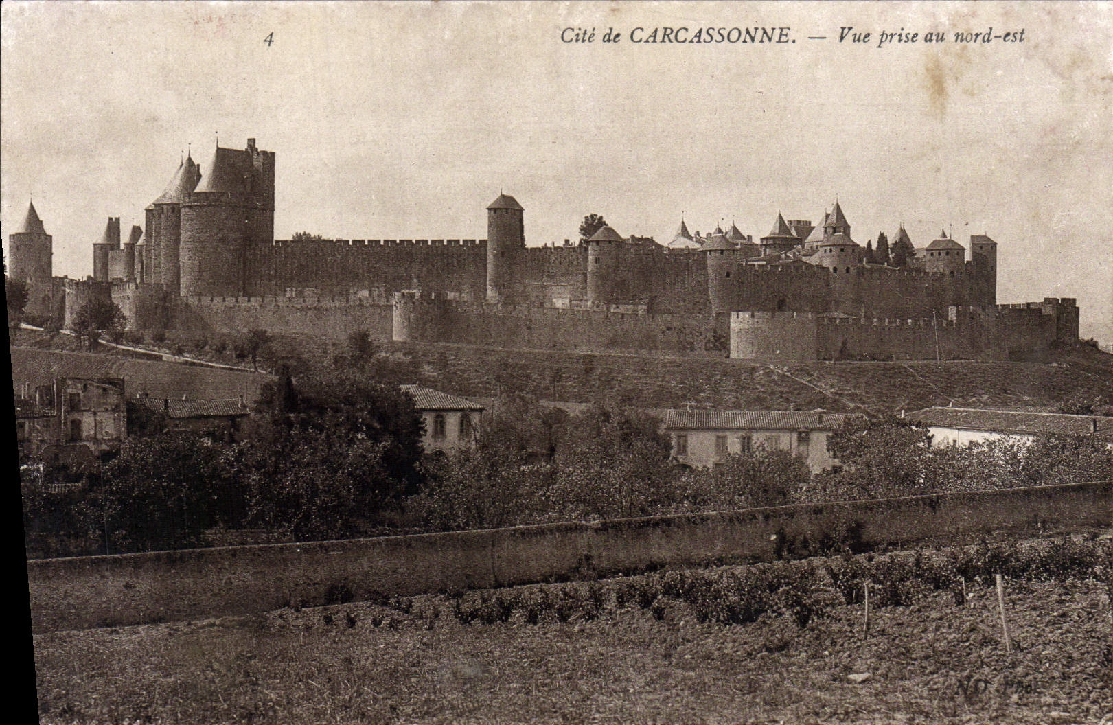 CPA Carcassonne Vue Prise Au Nord Est