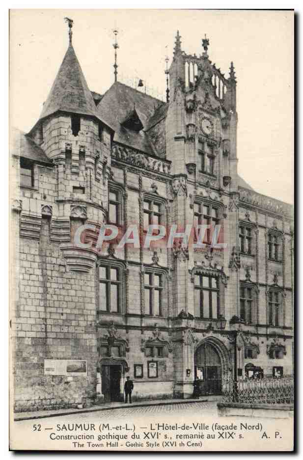 CPA Saumur L'Hotel De Ville Construction Gothique