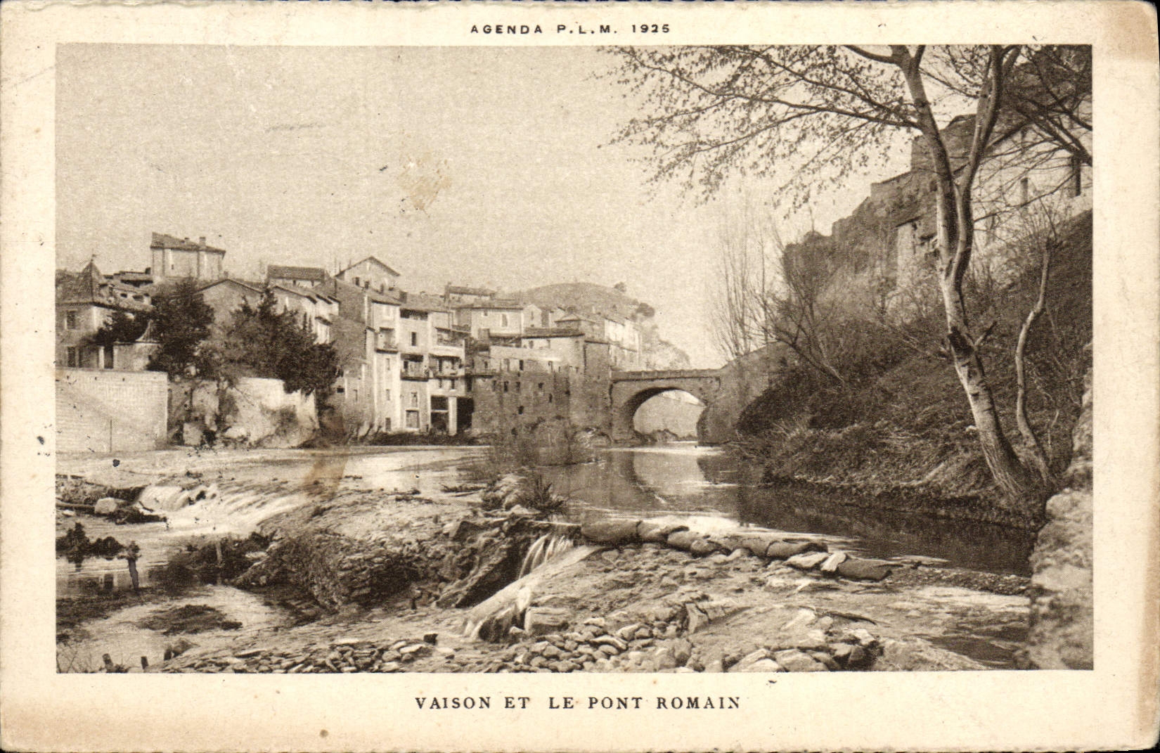 CPA Vaison Et Le Pont Romain