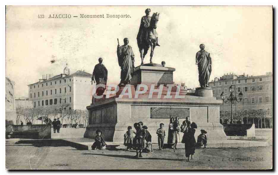 CPA Ajaccio Monument Bonaparte Enfants Napoleon 1er