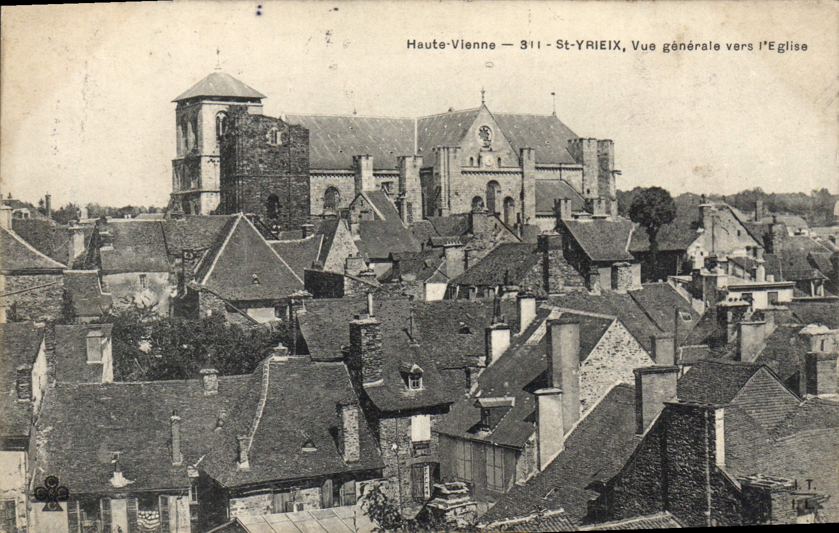 CPA St Yrieix Vue Generale Vue generale vers l'eglise 