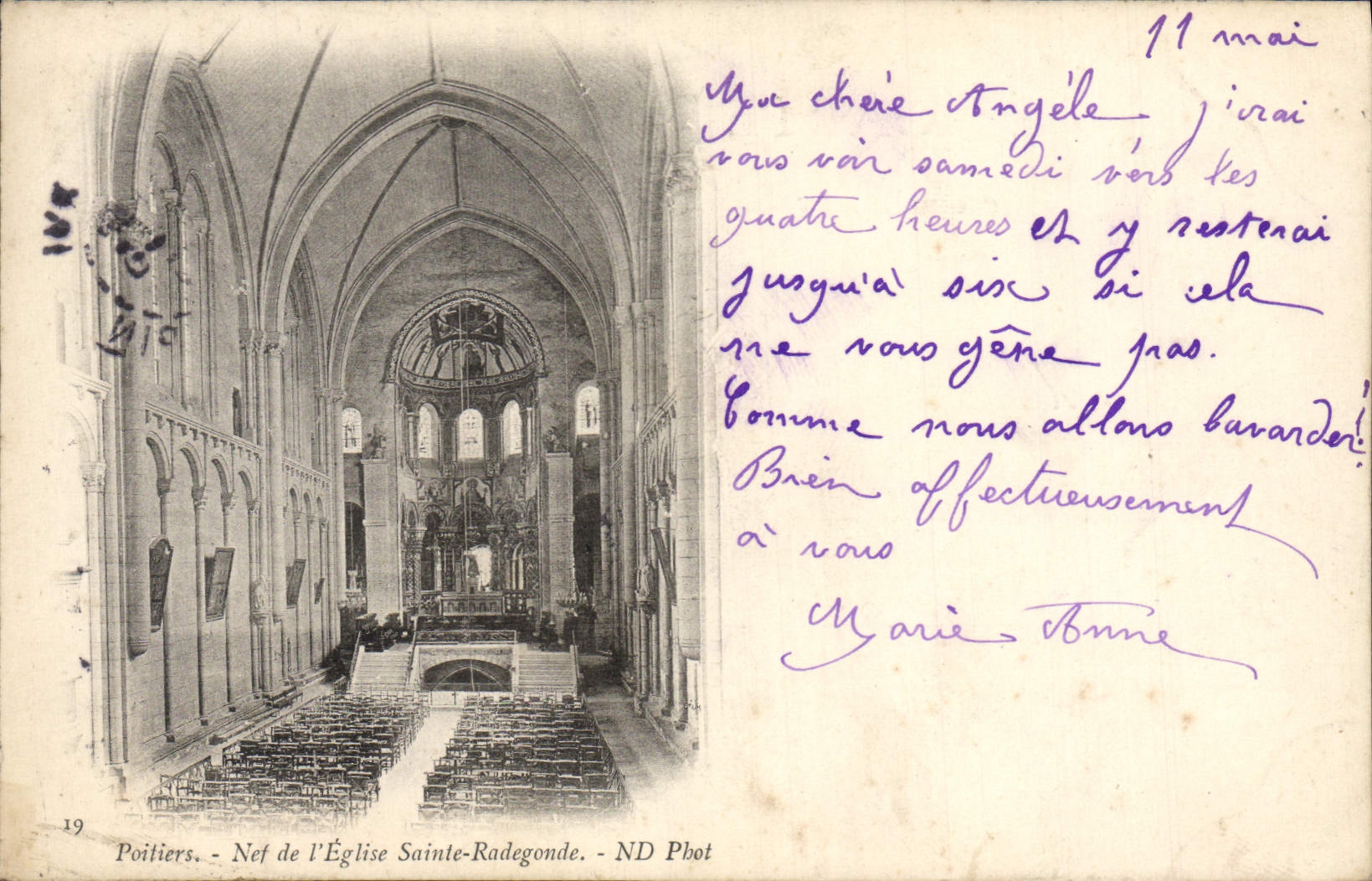 Poitiers - Nef de l'Église Sainte-Radegonde - ND Phot