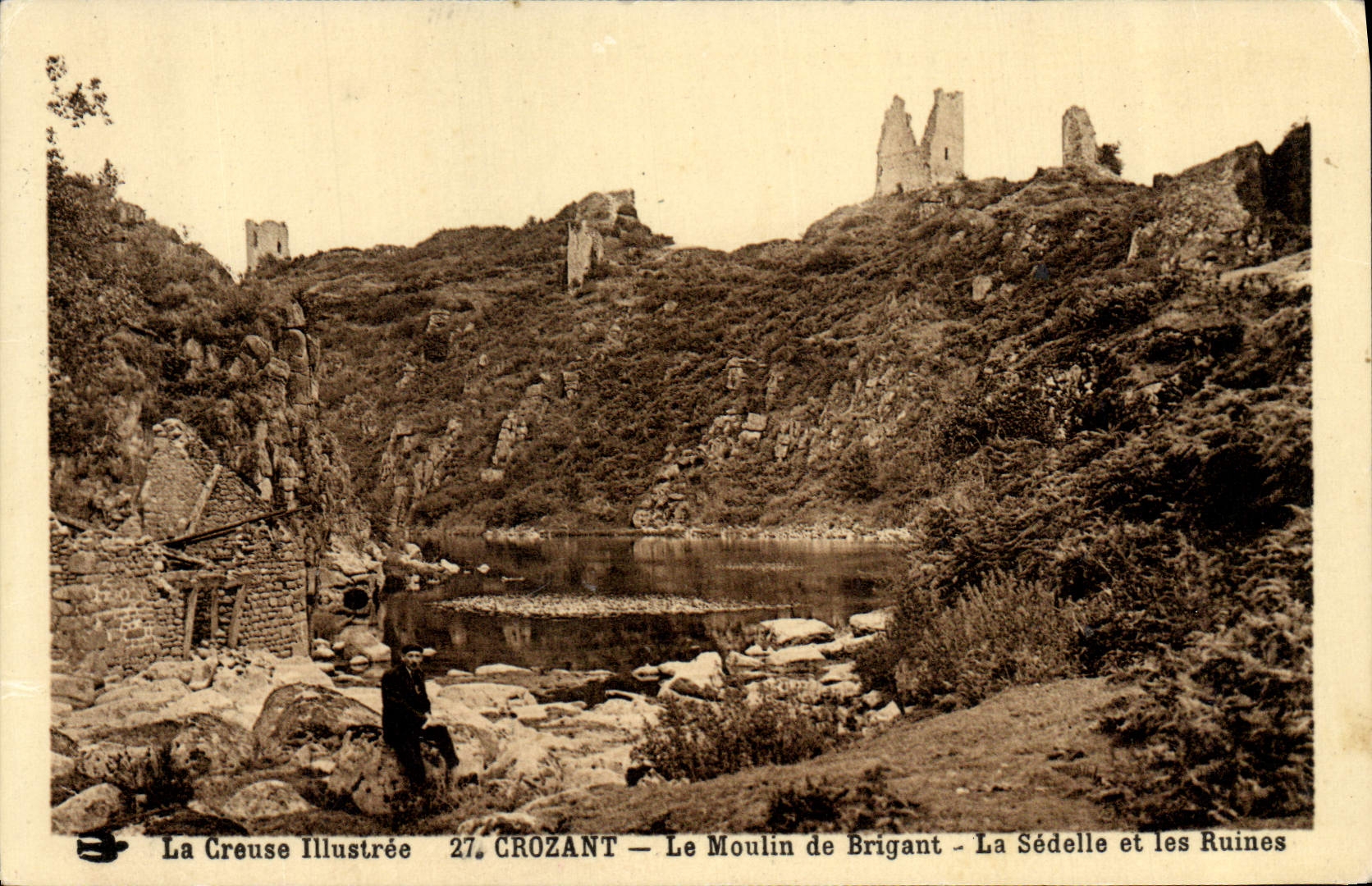 CPA Crozant Le Moulin de Brigant La Sedelle et les ruines