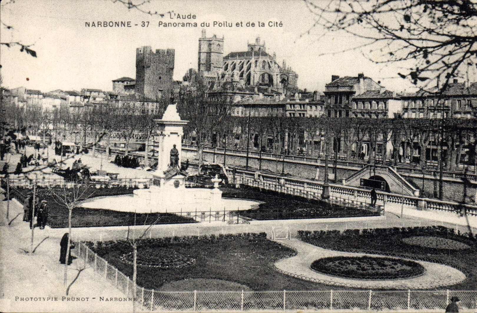 CPA Narbonne Panorama du Pollu et de la Cite 