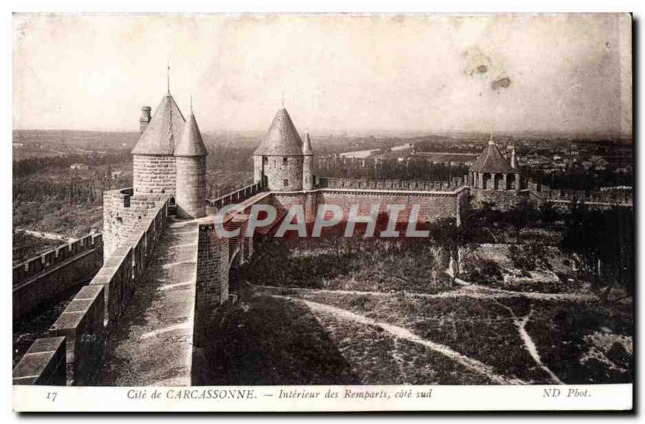 CPA Cite de Carcassonne Interieur des Remparts cote sud 
