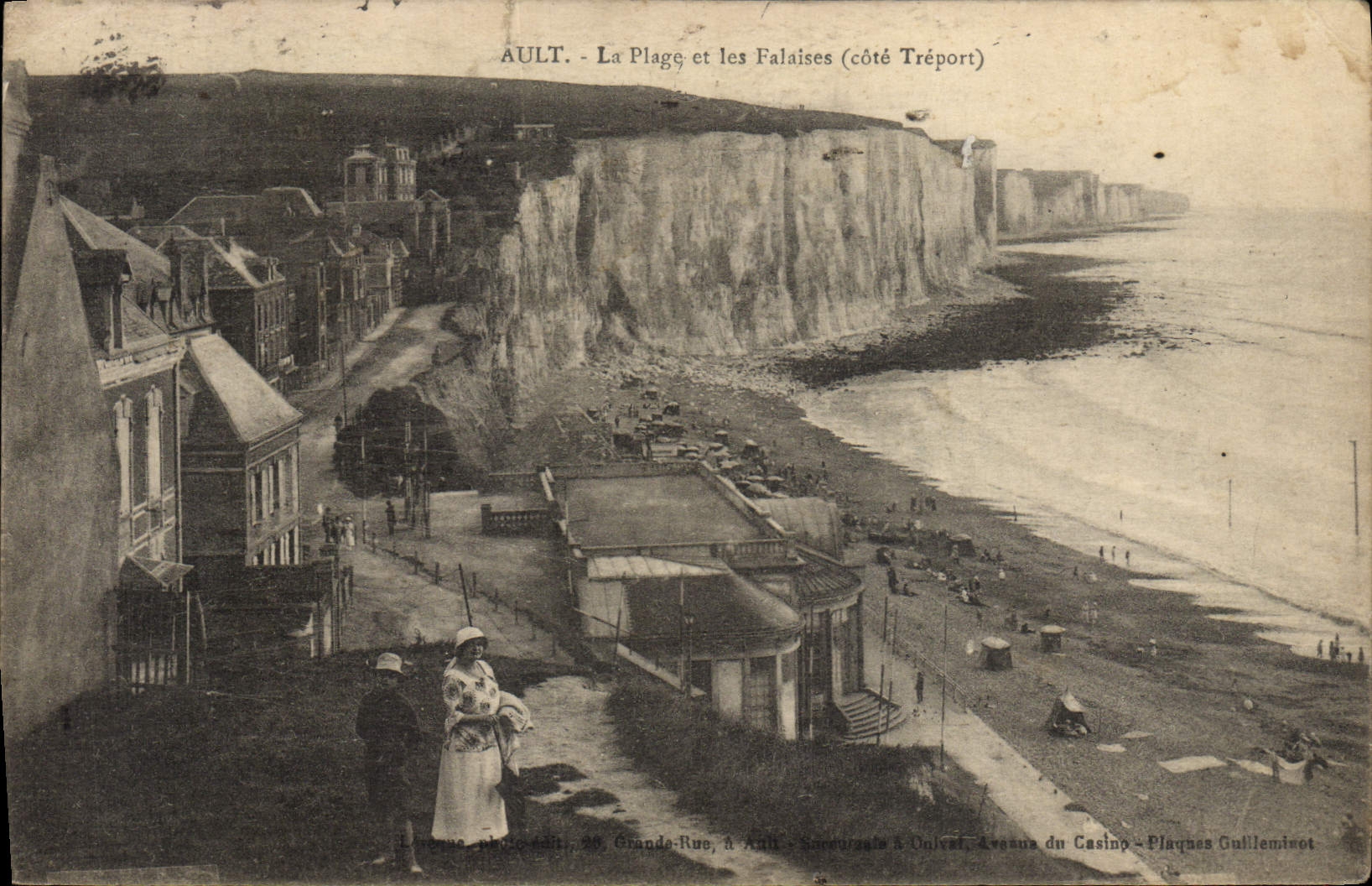 CPA Ault La Plage et les Falaises 