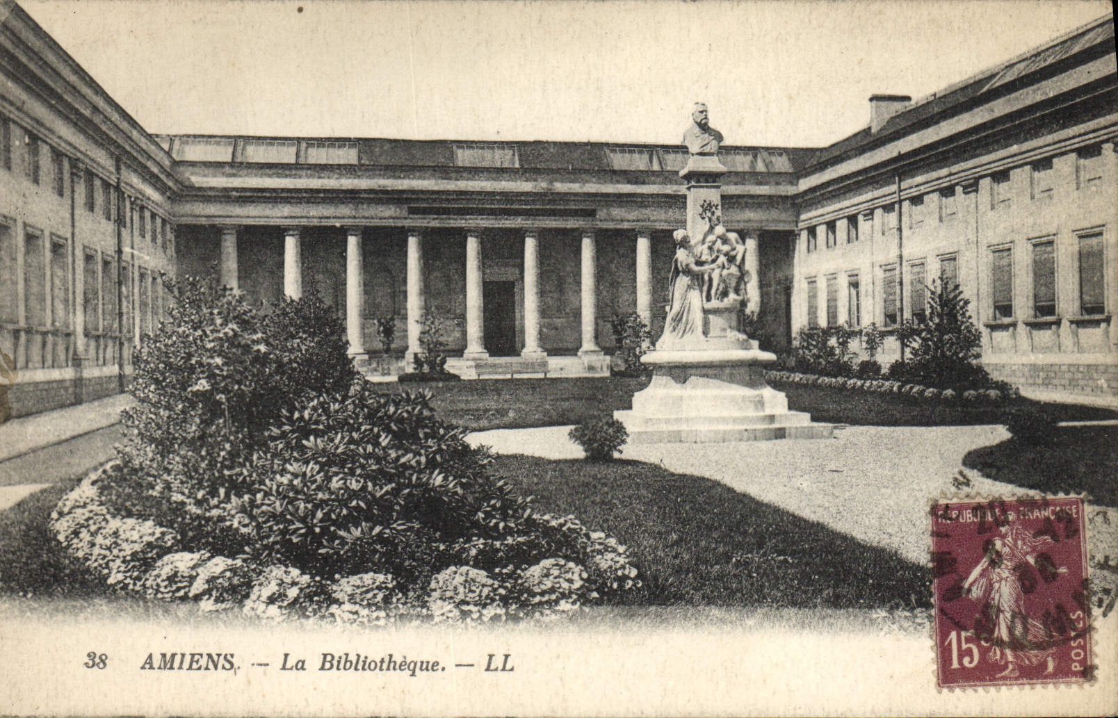 CPA Amiens La Bibliotheque 
