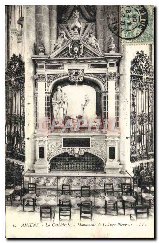CPA Amiens La Cathedrale Monument de l'Ange Pleureur 