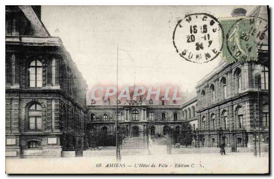 CPA Amiens L'Hotel de Ville 
