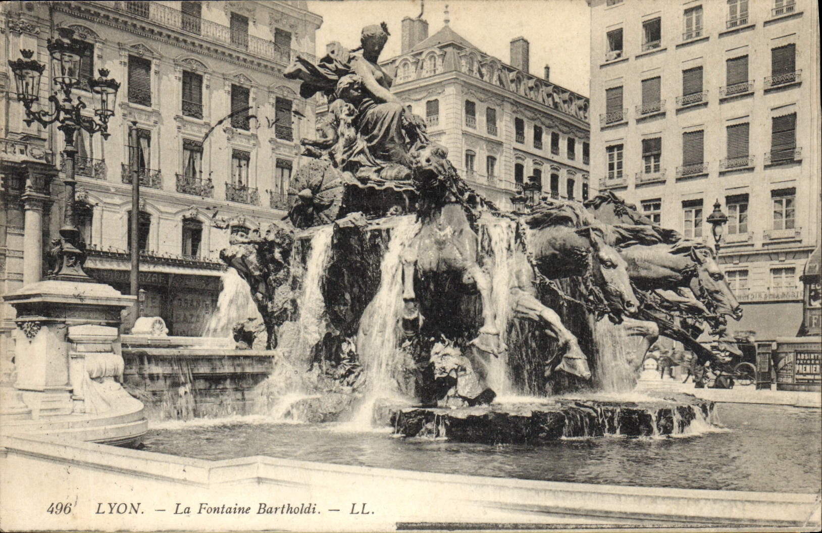 LYON — La Fontaine Bartholdi — LL. n°496