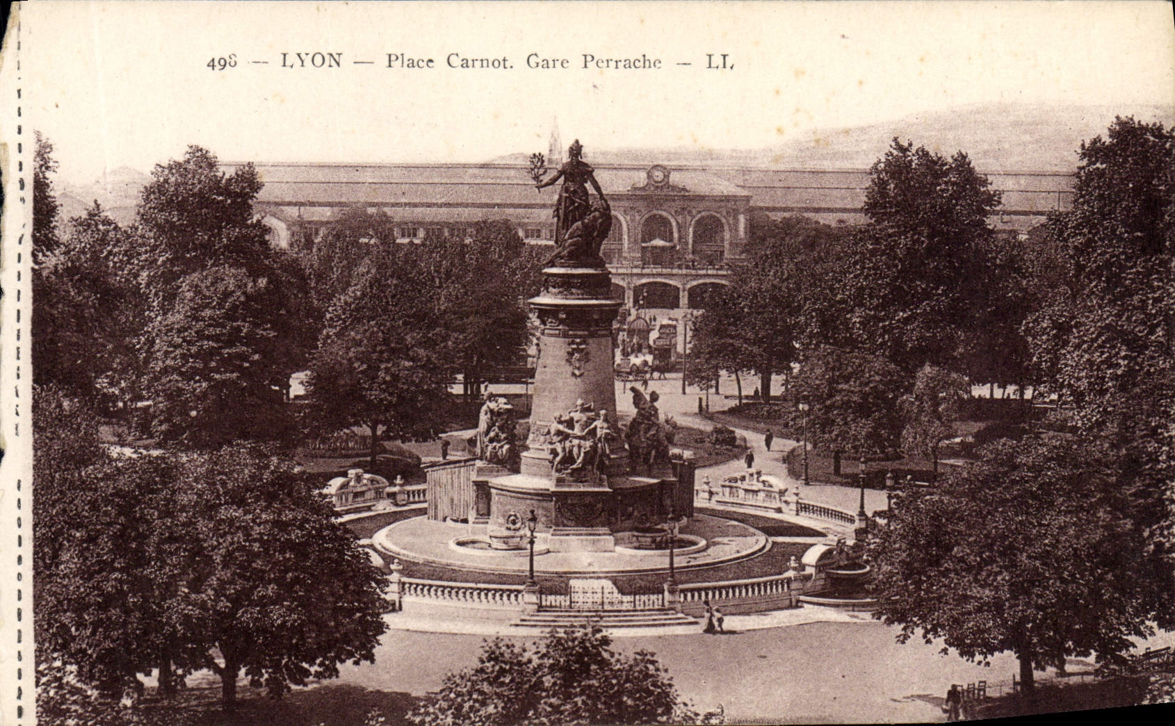 CPA Lyon Place Carnot Gare Perrache