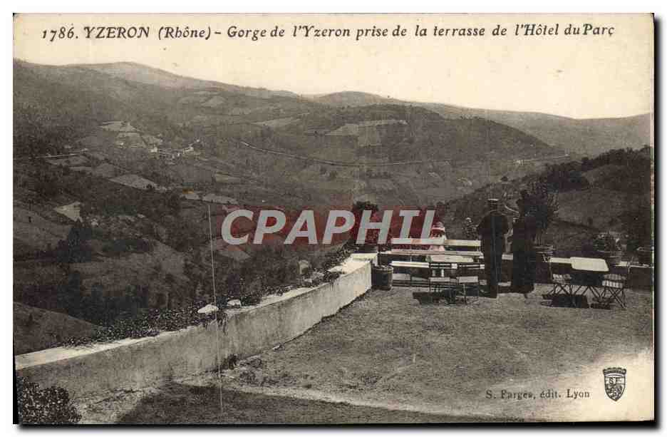 CPA Yzeron Gorges de l'Yzeron prise de la terrasse de l'Hotel du Parc