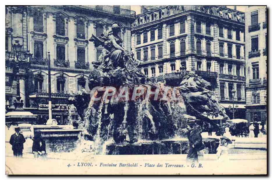 CPA Lyon Fontaine Bartholdi Place des Terreaux