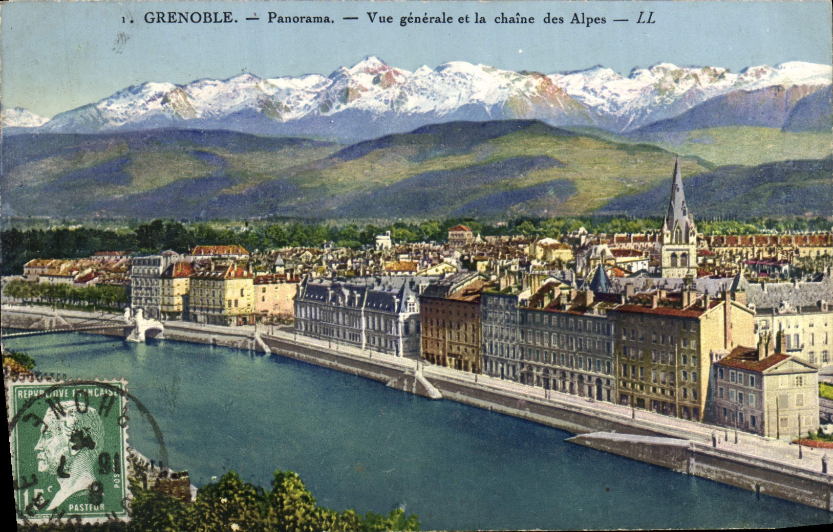 Grenoble — Panorama — Allgemeiner Blick und die Alpenkette — LL