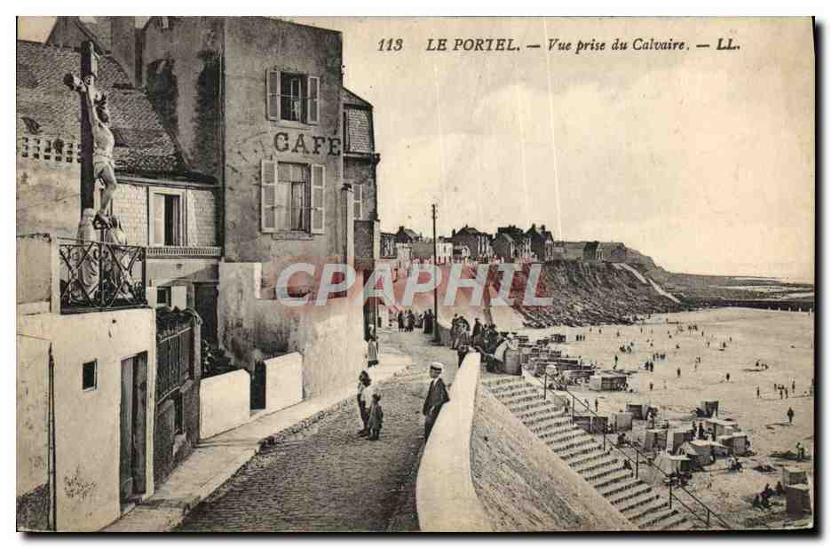 CPA Le Portel Vue Prise du Calvaire Christ Cafe