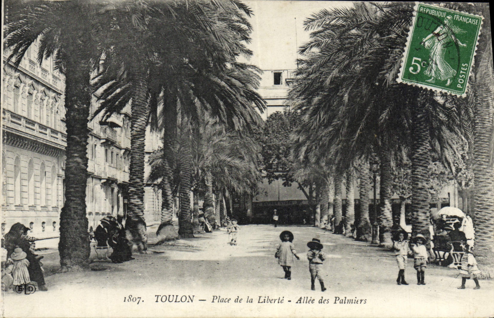 Toulon — Place de la Liberté — Allée des Palmiers — éditeur G.D. — n° 1807