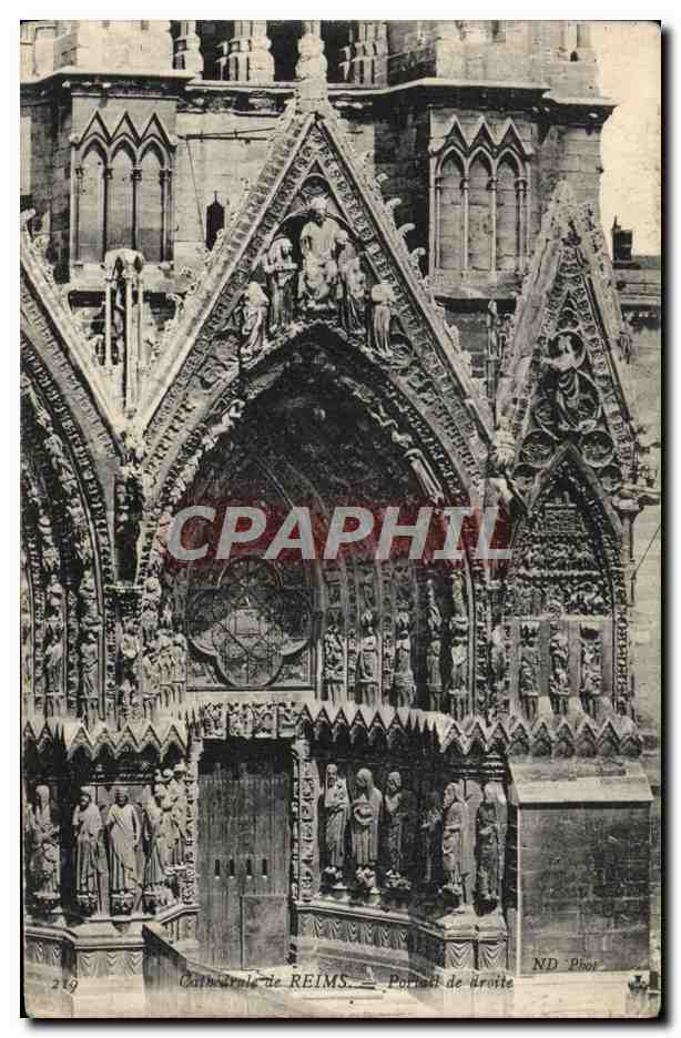 CPA Reims La Cathedrale Portail de droite