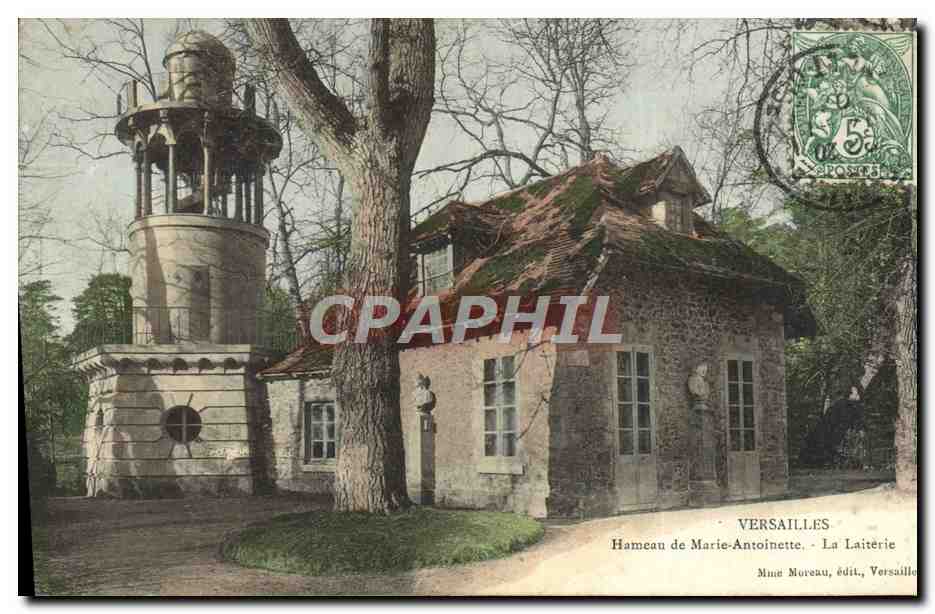 CPA Versailles Hameau de Marie Antoinette La laiterie