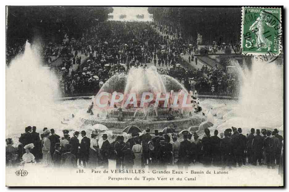 CPA Parc De Versailles Grandes Eaux Bassin de Latone Perspective du tapis vert et du canal