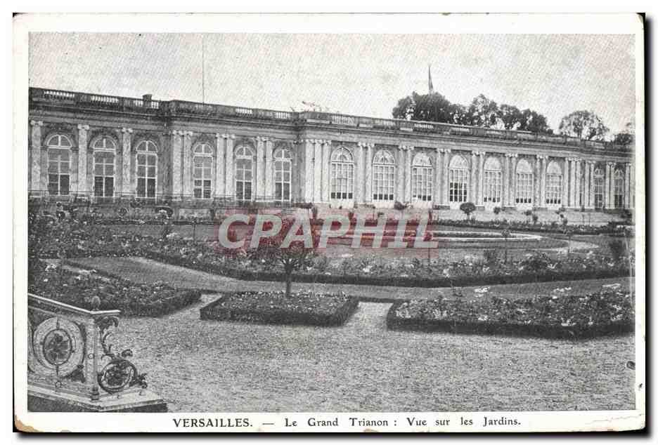 Versailles — Le Grand Trianon : Vue sur les Jardins — Imp. P. Schreider et Cie, Paris