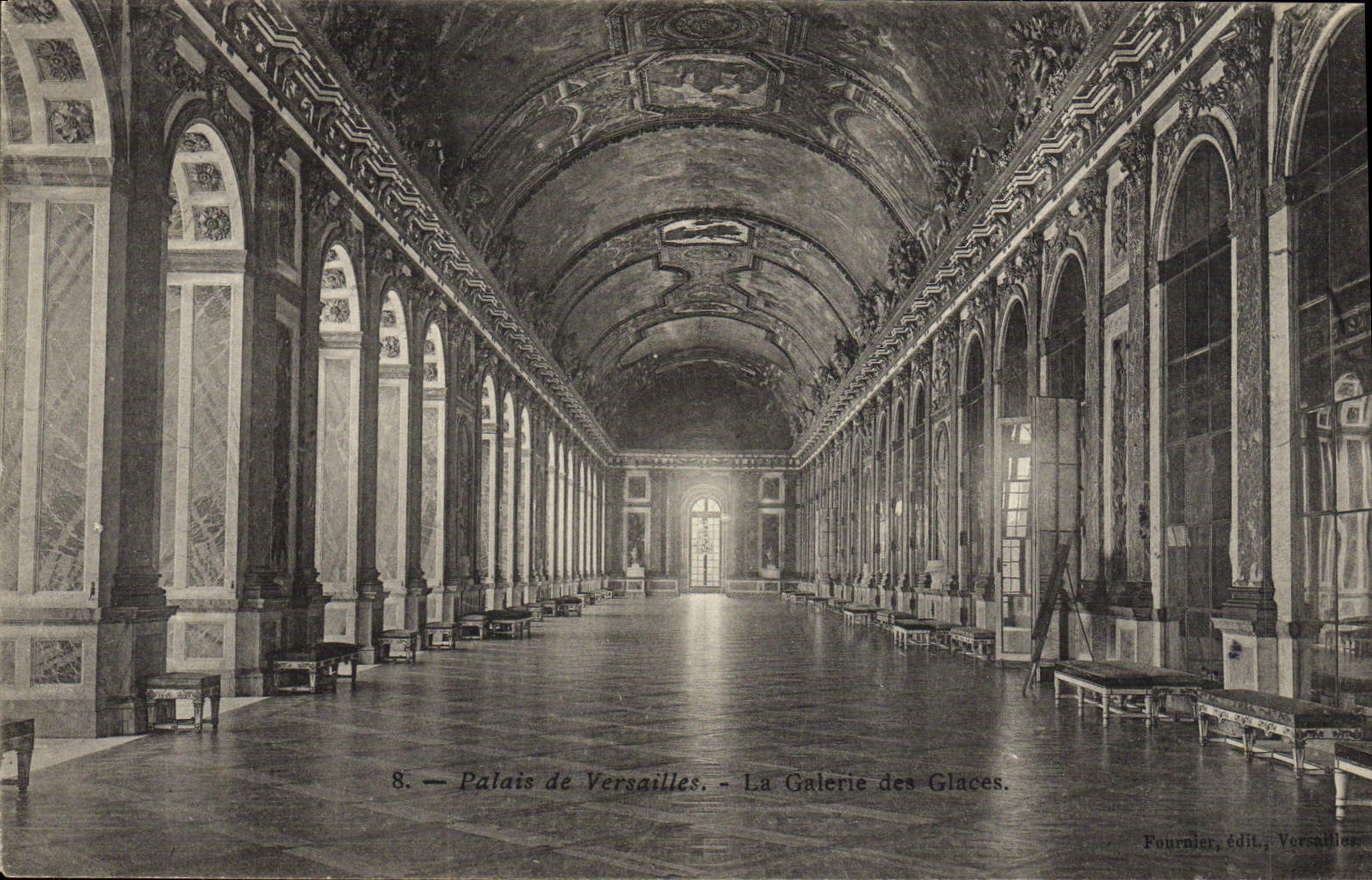 CPA Palais De Versailles La Galerie Des Glaces