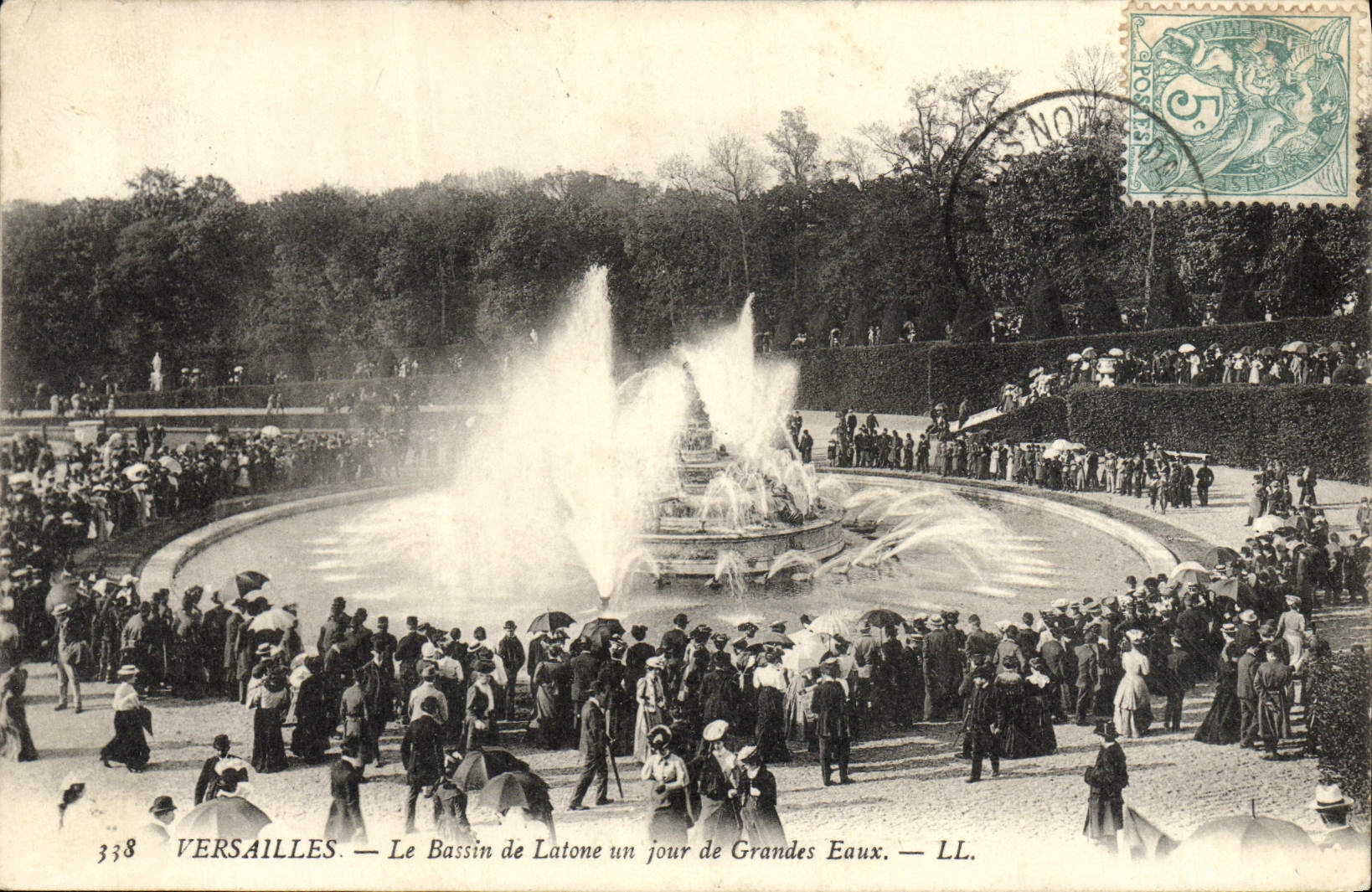 CPA Versailles Le Bassin De Latone Un Jour De Grandes eaux