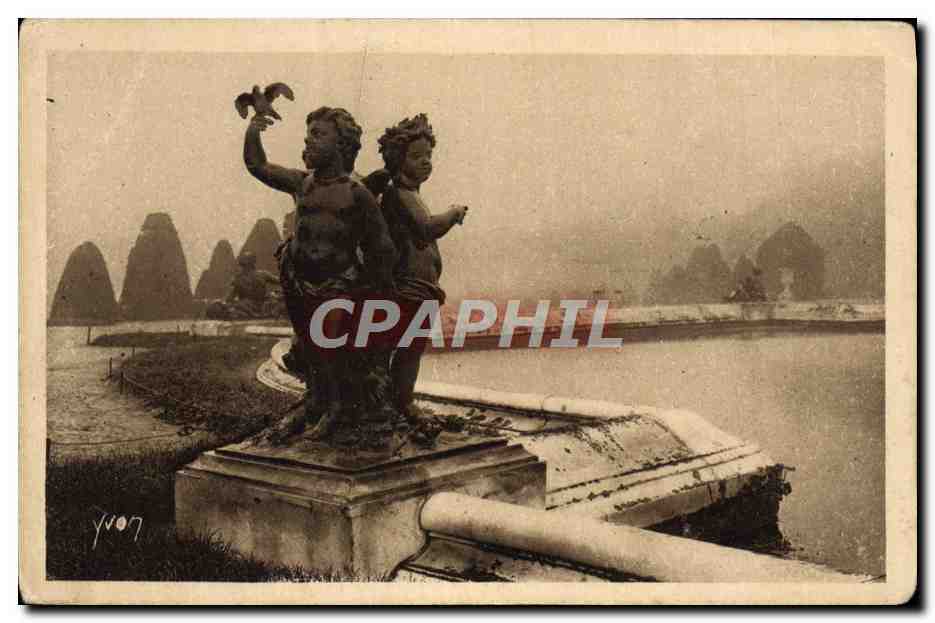 CPA Versailles Chateau Parterre d'eau Groupe d'enfants