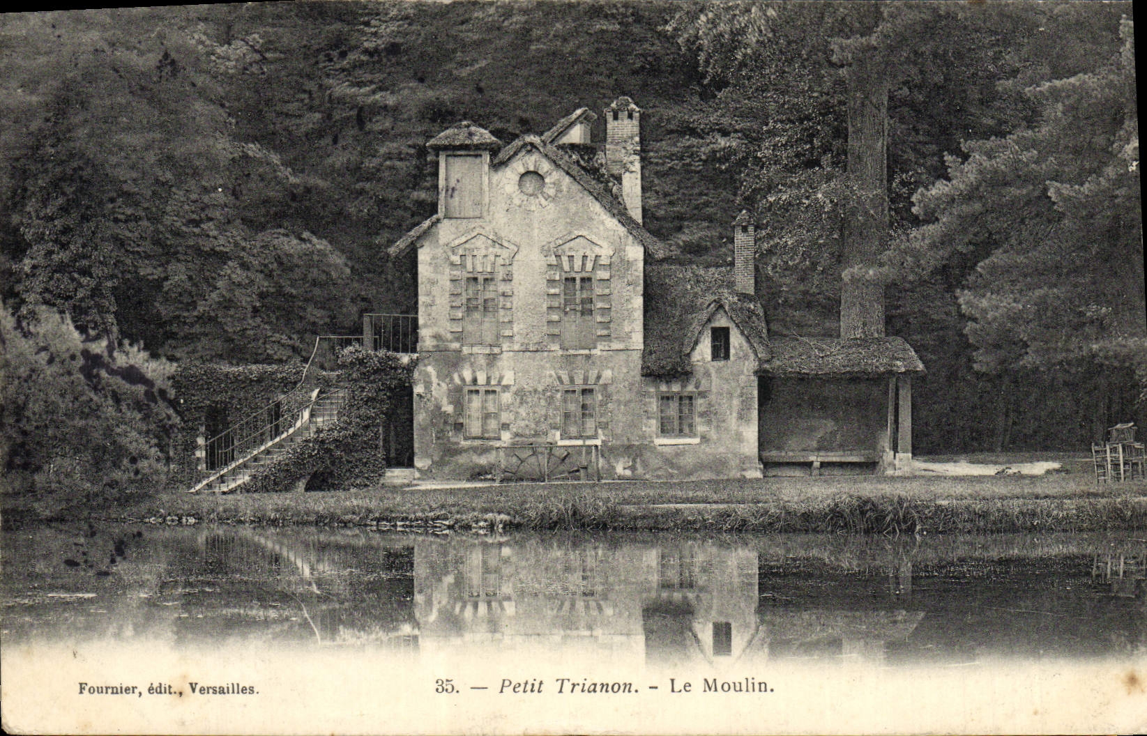 CPA Petit Trianon Le Moulin Versailles