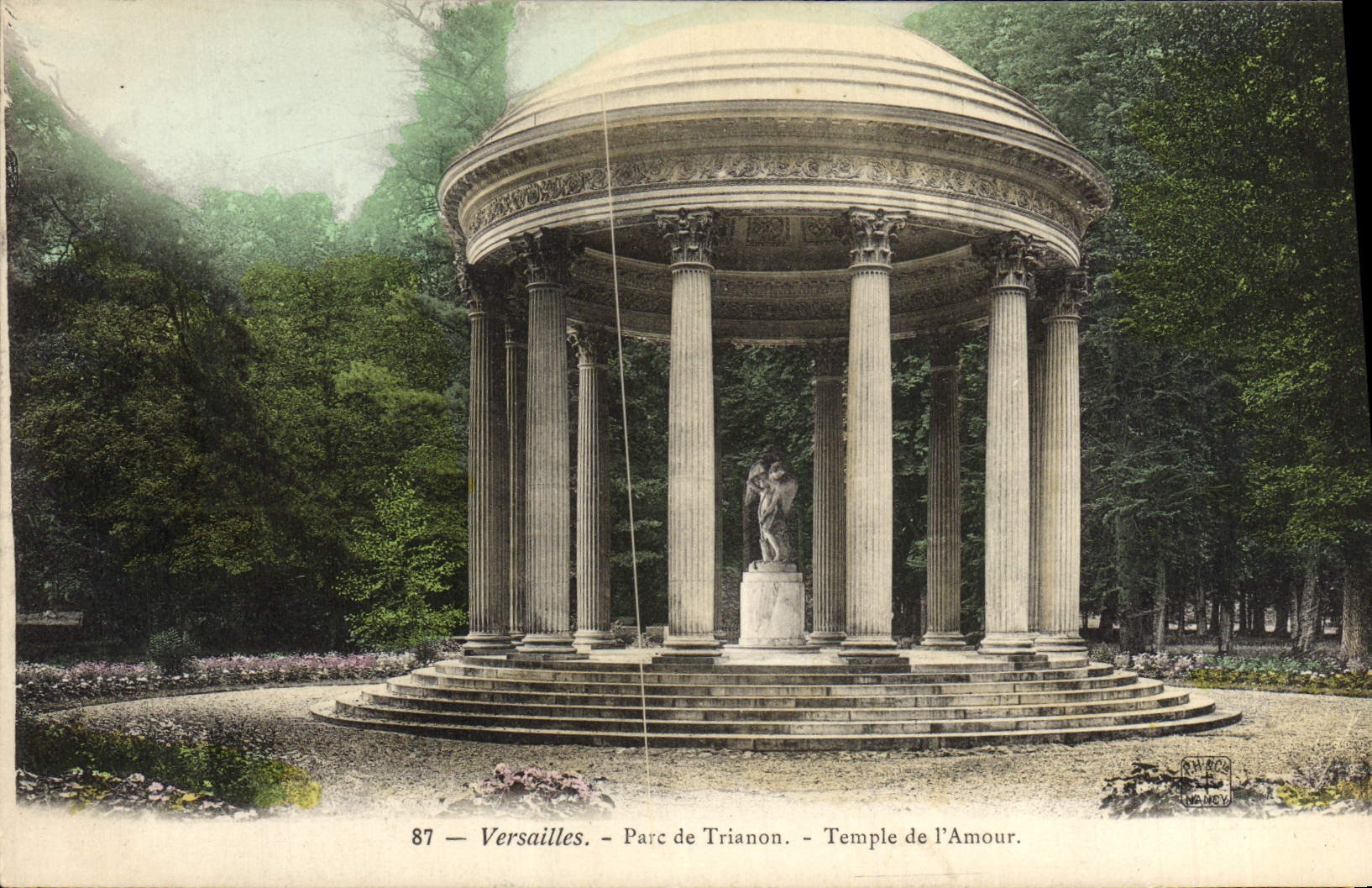 CPA Versailles Parc De Trianon Temple De I'Amour