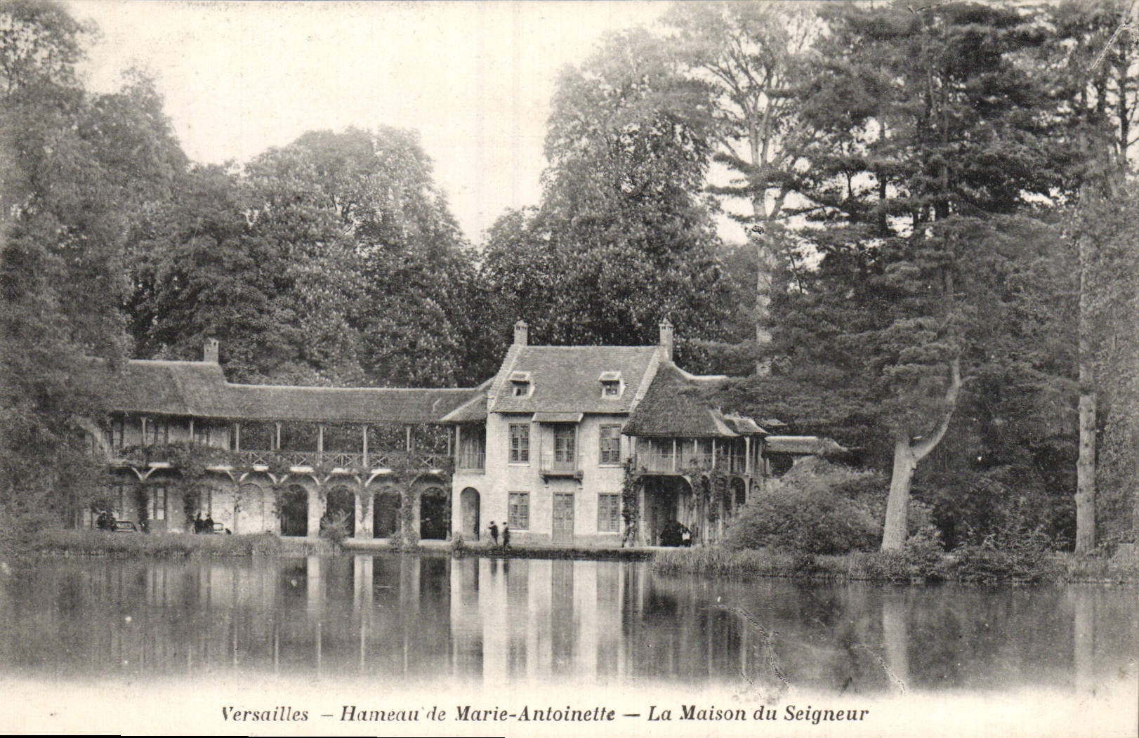 CPA Versailles Hameau de Marie Antoinette La Maison du Seigneur