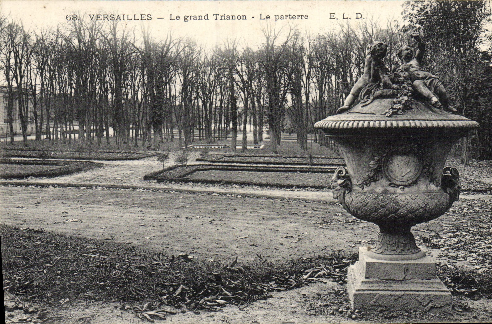 Versailles — Le grand Trianon — Le parterre — E. L. D.
