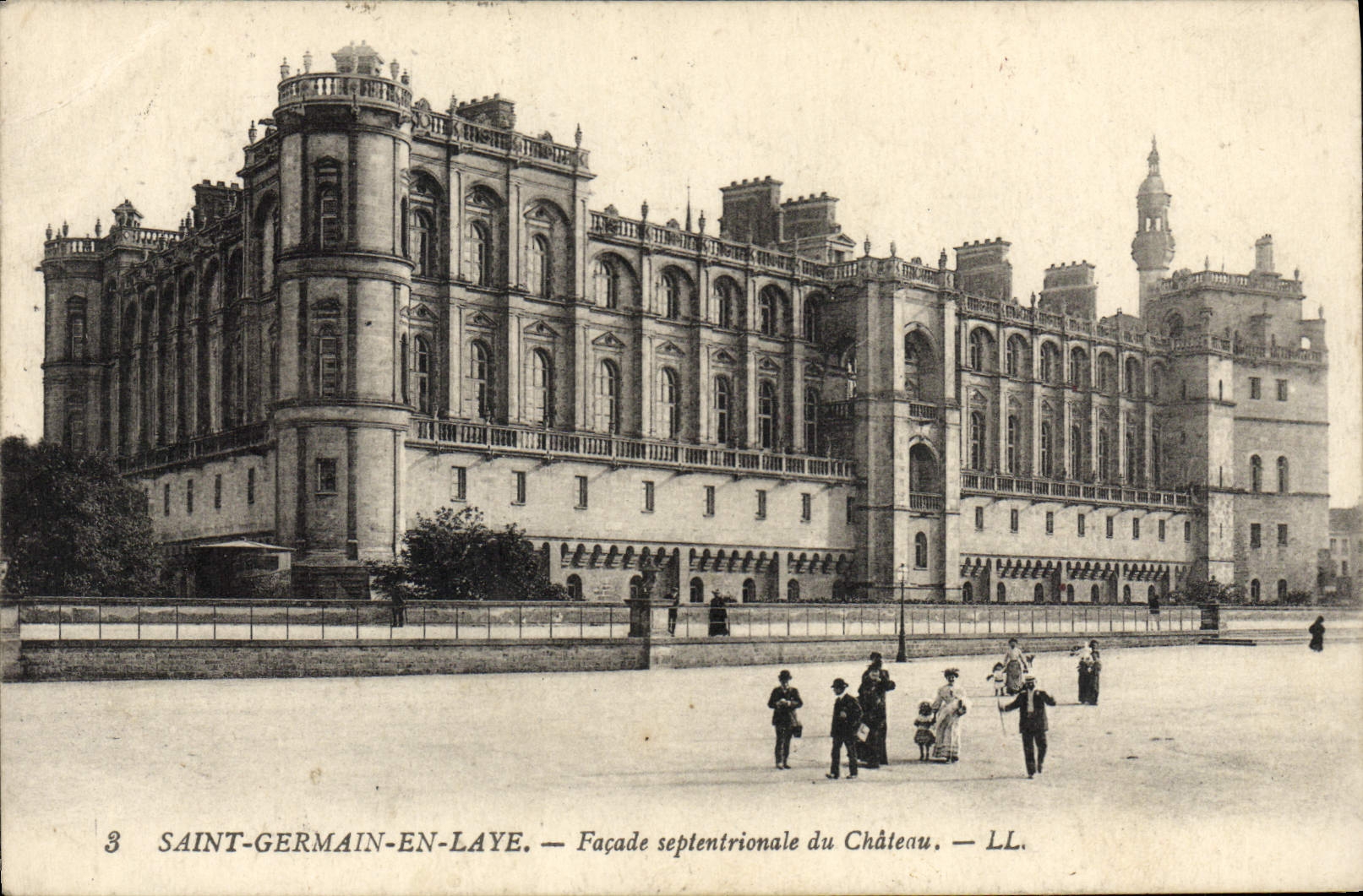 Saint-Germain-en-Laye — Façade septentrionale du Château — LL.