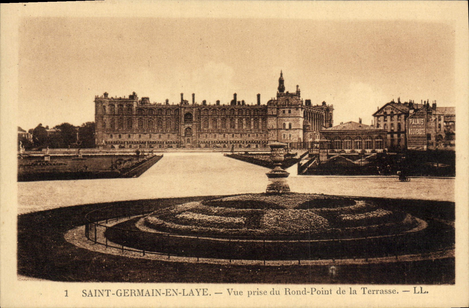 Saint-Germain-en-Laye — Vue prise du Rond-Point de la Terrasse — LL.