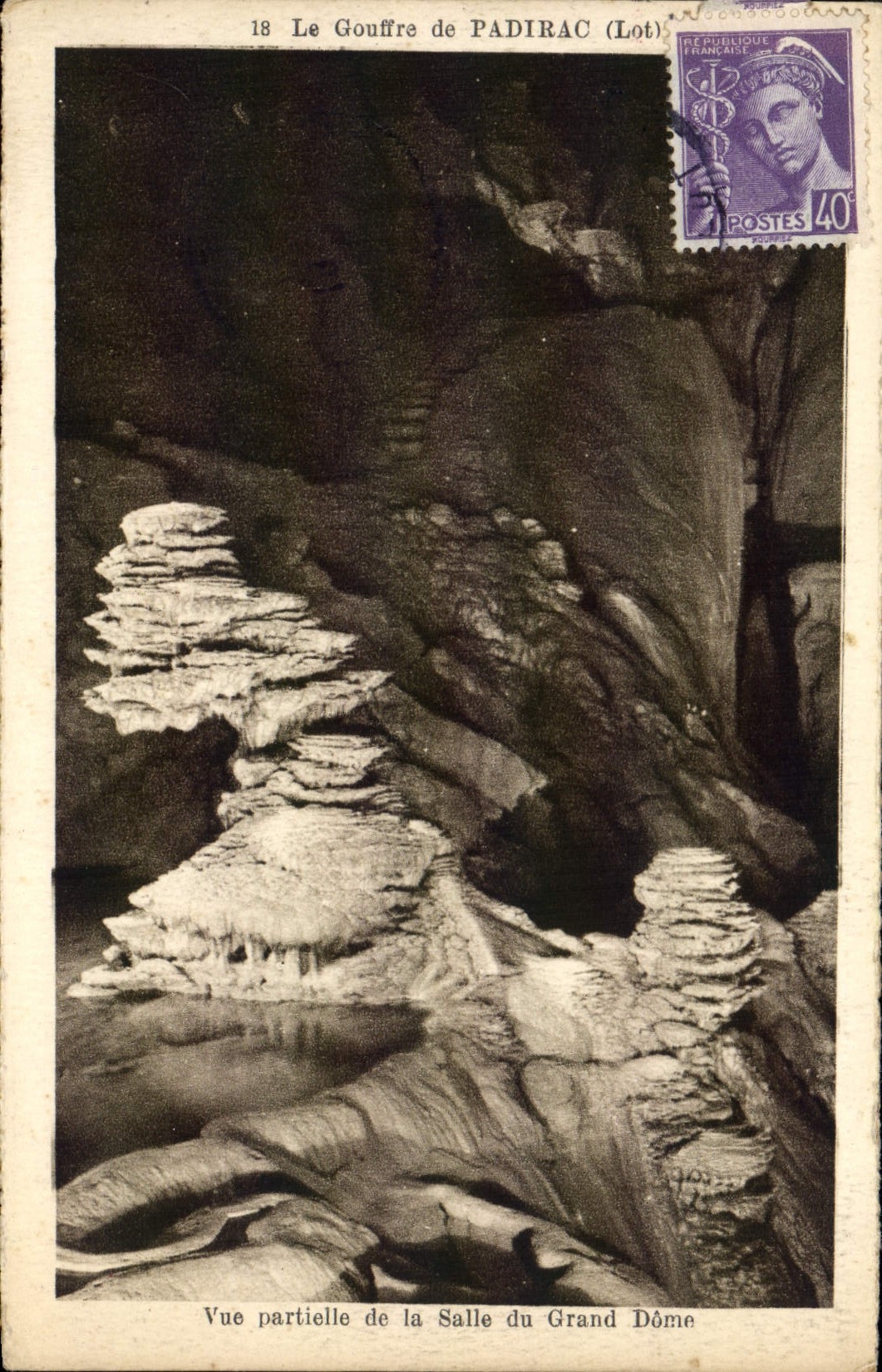 Le Gouffre de PADIRAC (Lot) — Vue partielle de la Salle du Grand Dôme — Phototypie Hélio M. FRANCOIS, Limoges
