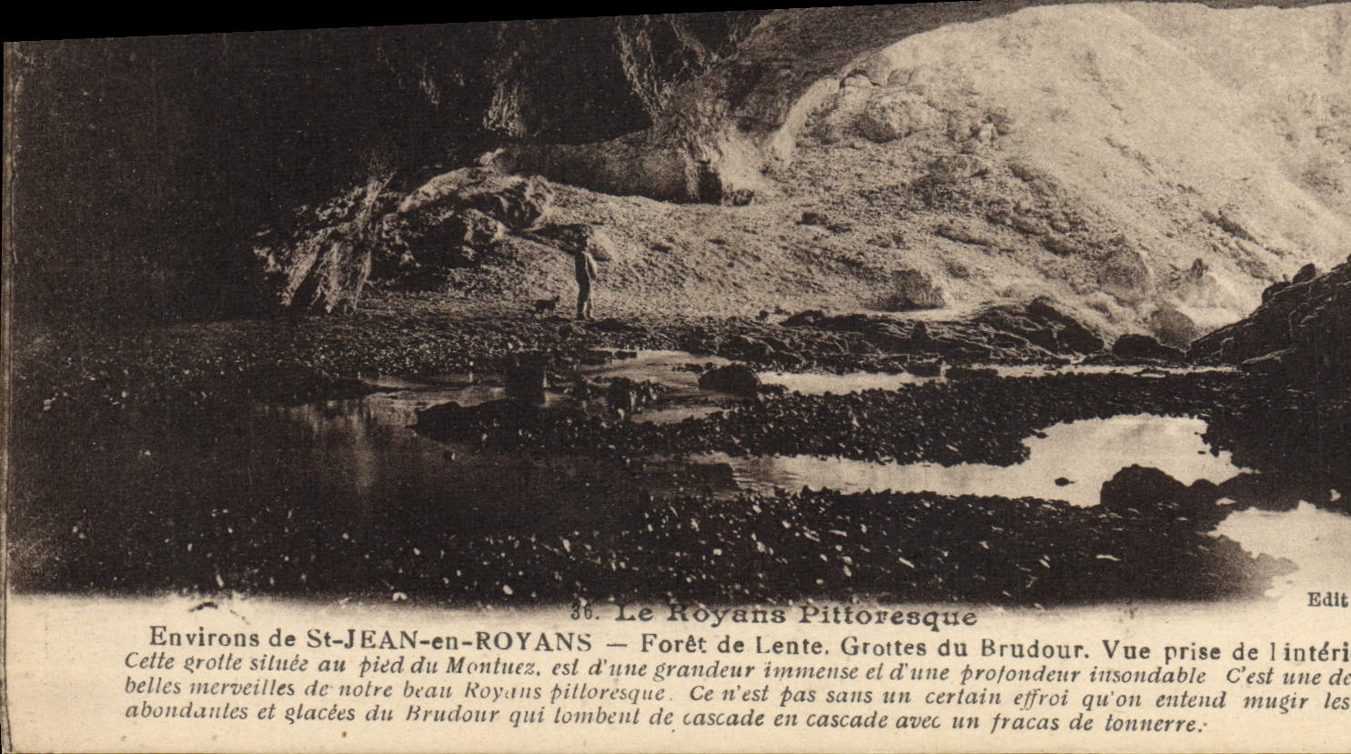 Environs de St-Jean-en-Royans — Forêt de Lente. Grottes du Brudour. Vue prise de l'intérieur