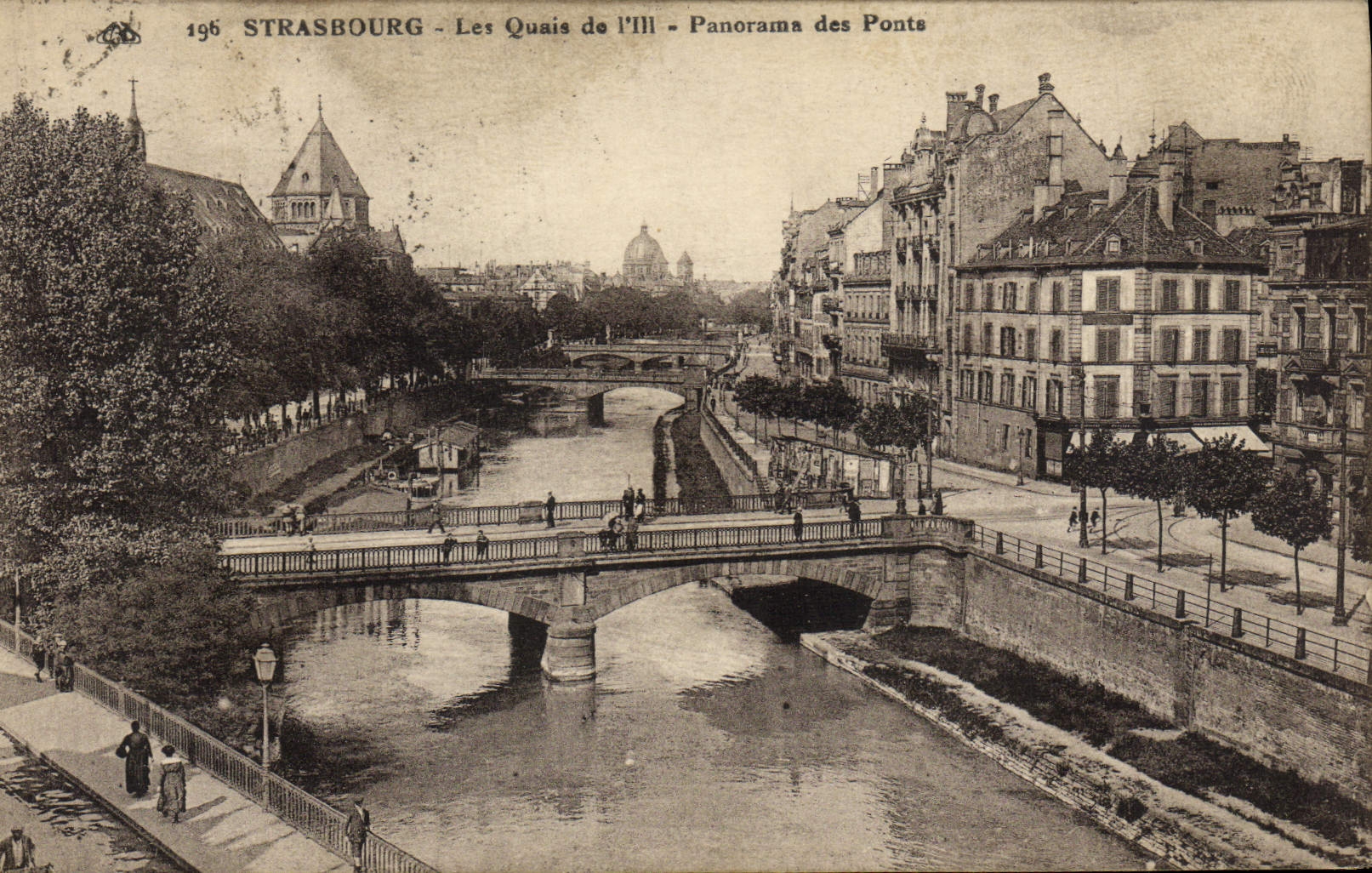 CPA Strasbourg Les Quais de Panorama des Ponts