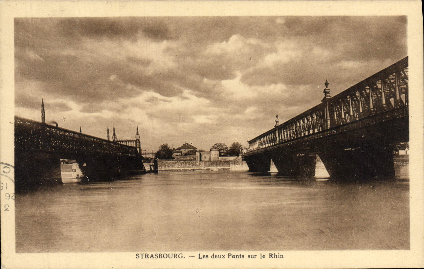 CPA Strasbourg Les Deux Ponts Sur le Rhin