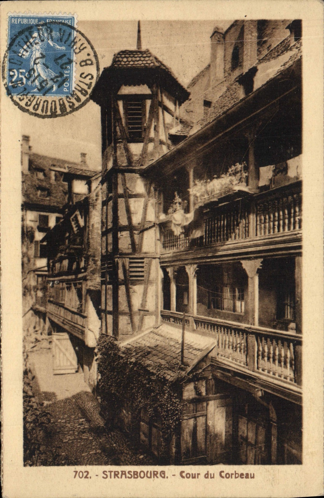 Strasbourg - Cour du Corbeau — éditeur Blam, n° 702