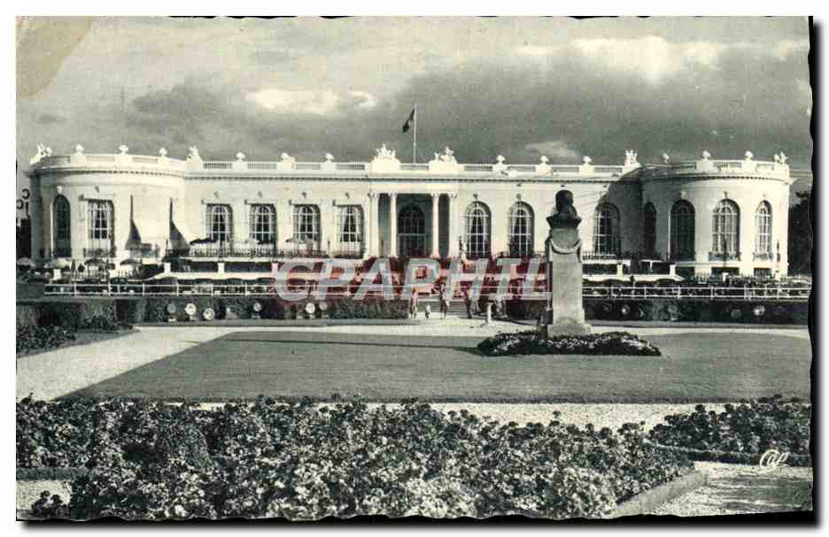 CPA Deauville La Plage fleurie Le casino et les jardins