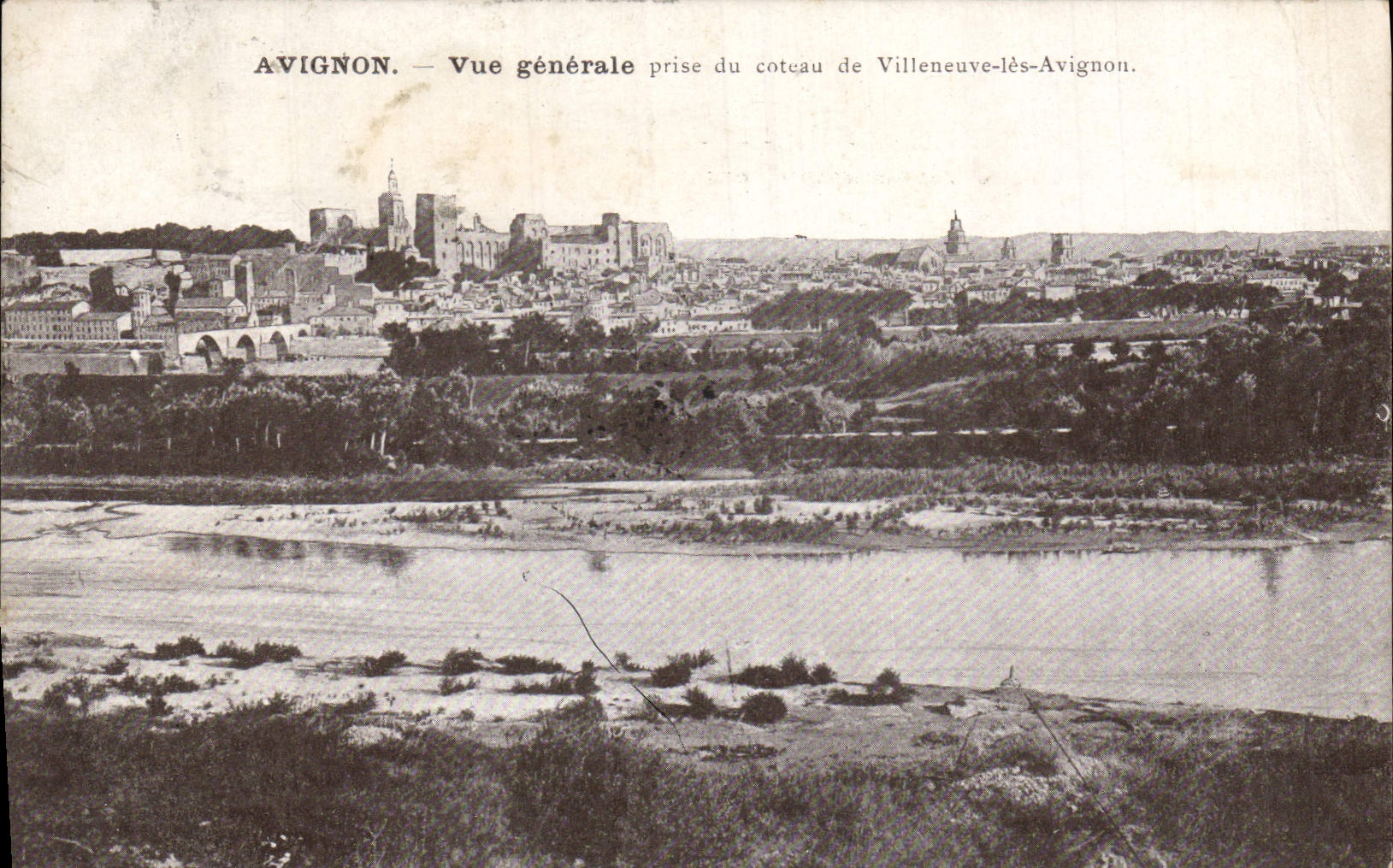 CPA Avignon Vue Generale Prise du Enteau de Villeneuve les Avignon
