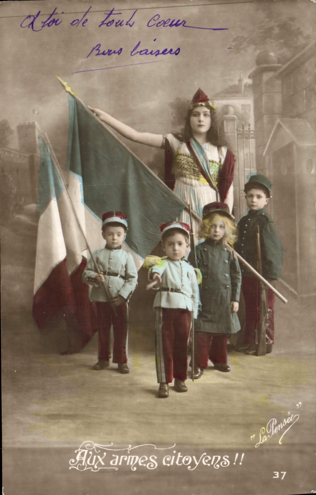CPA Fantaisie Enfants Marianne Militaria