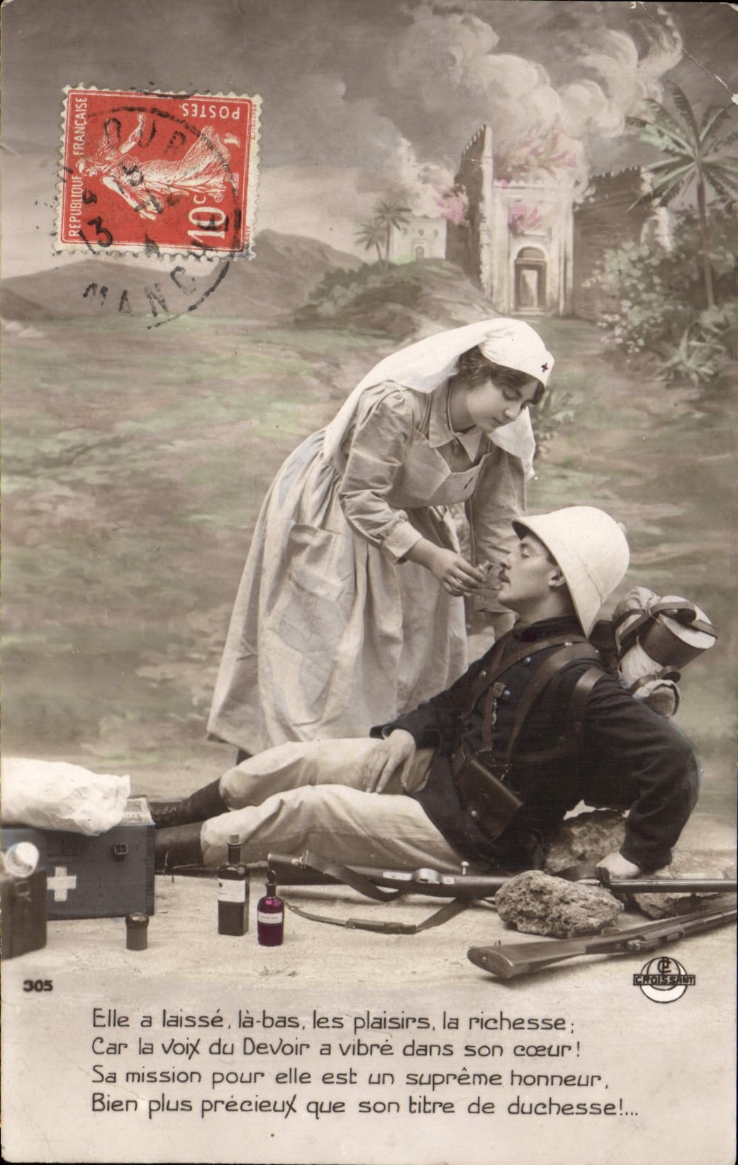 CPA Fantaisie Femme Infirmiere Solda tMilitaria 