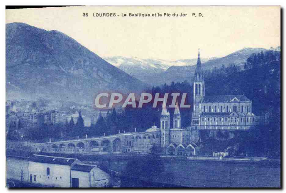 CPA Lourdes La Basilique Et Le Pic Du Jer
