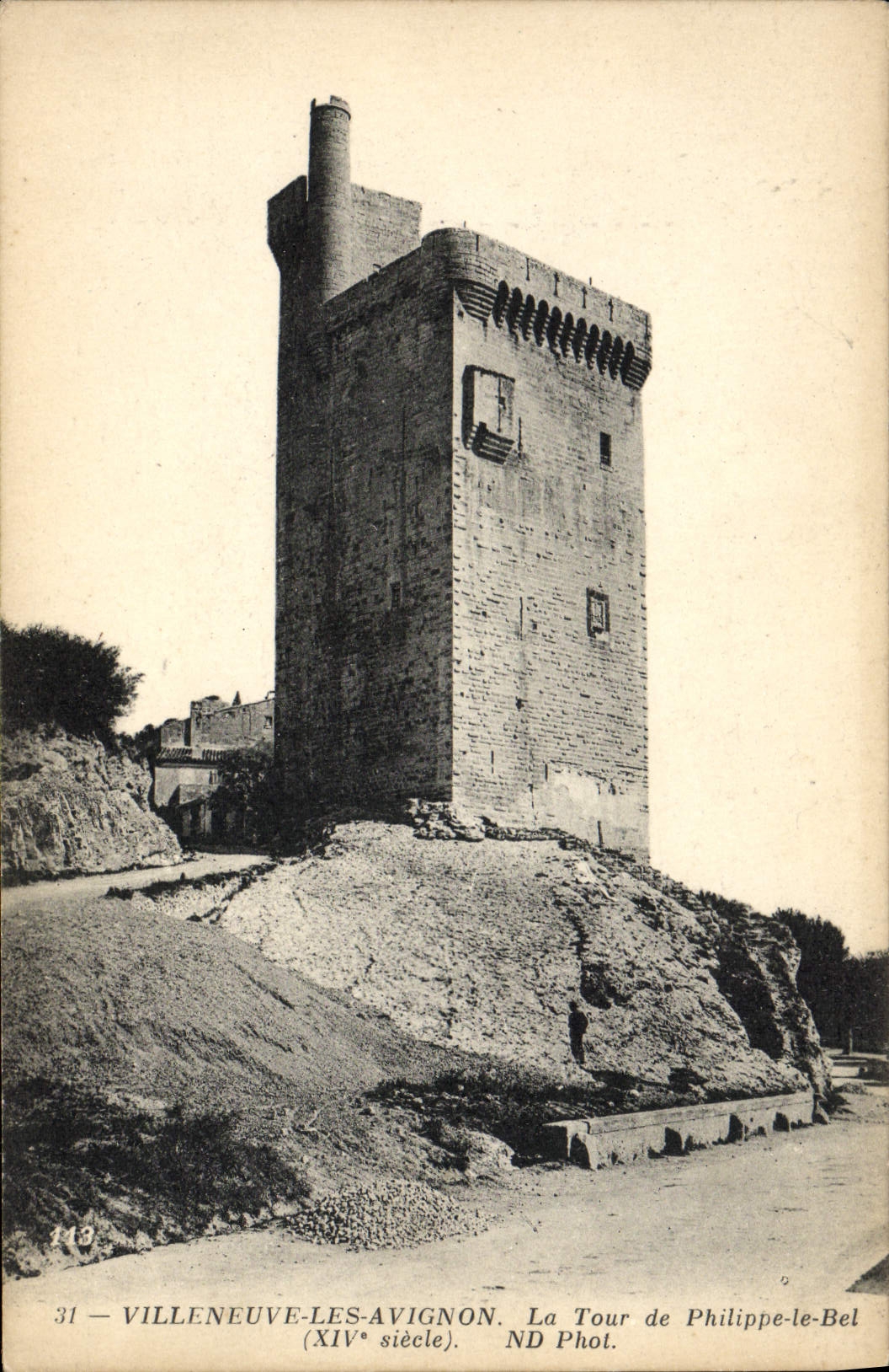 CPA Villeneuve Les Avignon La Tour De Philippe Le Bel
