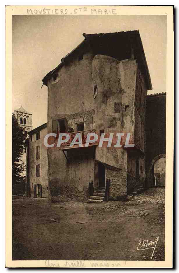 CPA Moustiers Ste Marie Une vieille maison