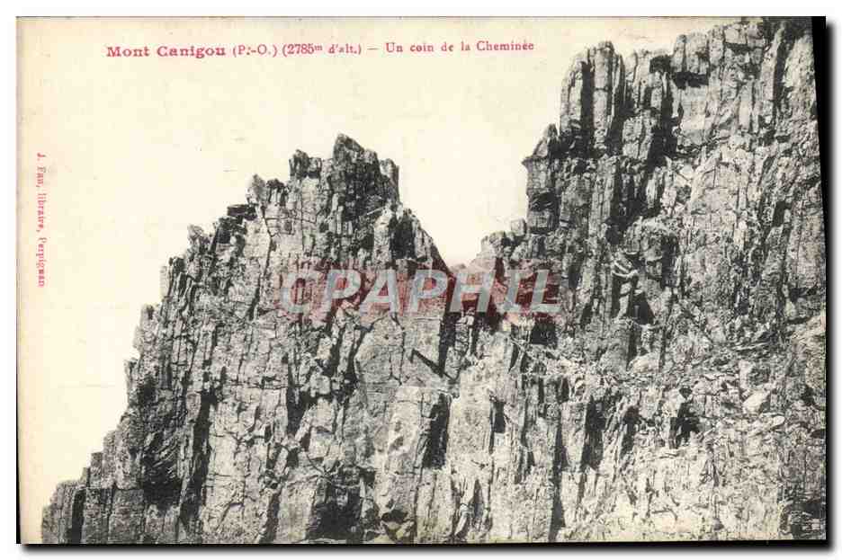 CPA Mont Canigou Un Coin de la Cheminee