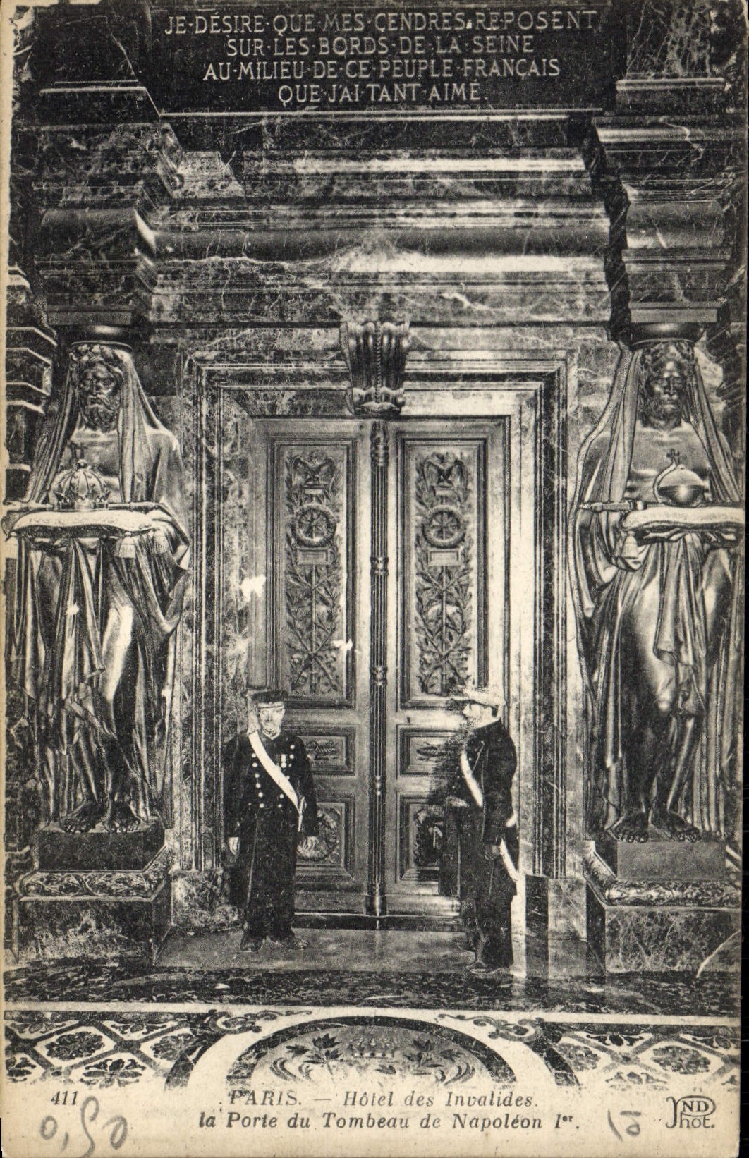CPA Paris Hotel des Invatides La Porte du Tombeau de Napoleon 1er